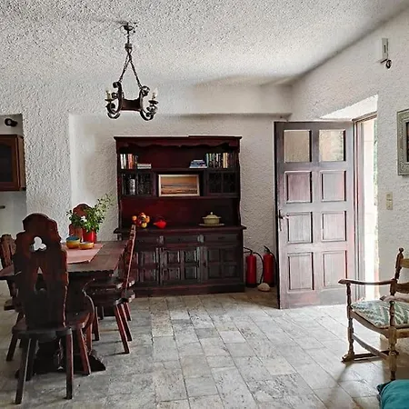 Villa Agnos